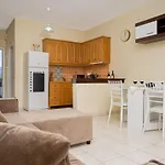 Apartamento Zante's Azure Nest - Serene Summer Getaway *