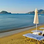 Zante's Azure Nest - Serene Summer Getaway Apartamento