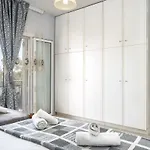 Zante's Azure Nest - Serene Summer Getaway Apartamento *