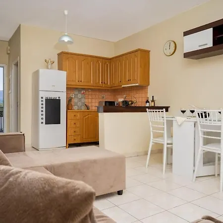 Apartamento Zante's Azure Nest - Serene Summer Getaway *